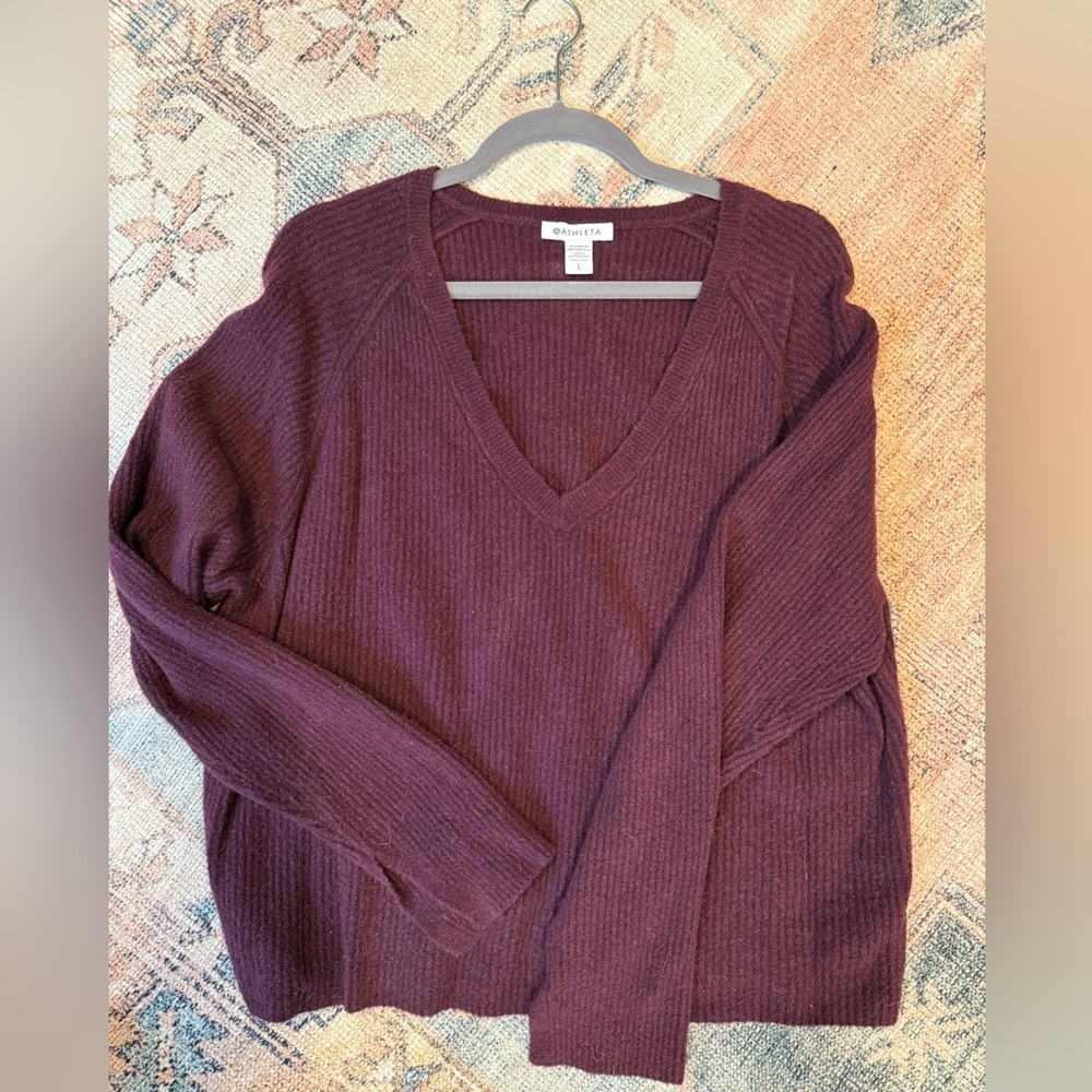 Athleta, ribbed v-neck sweater. Worn once! Size L